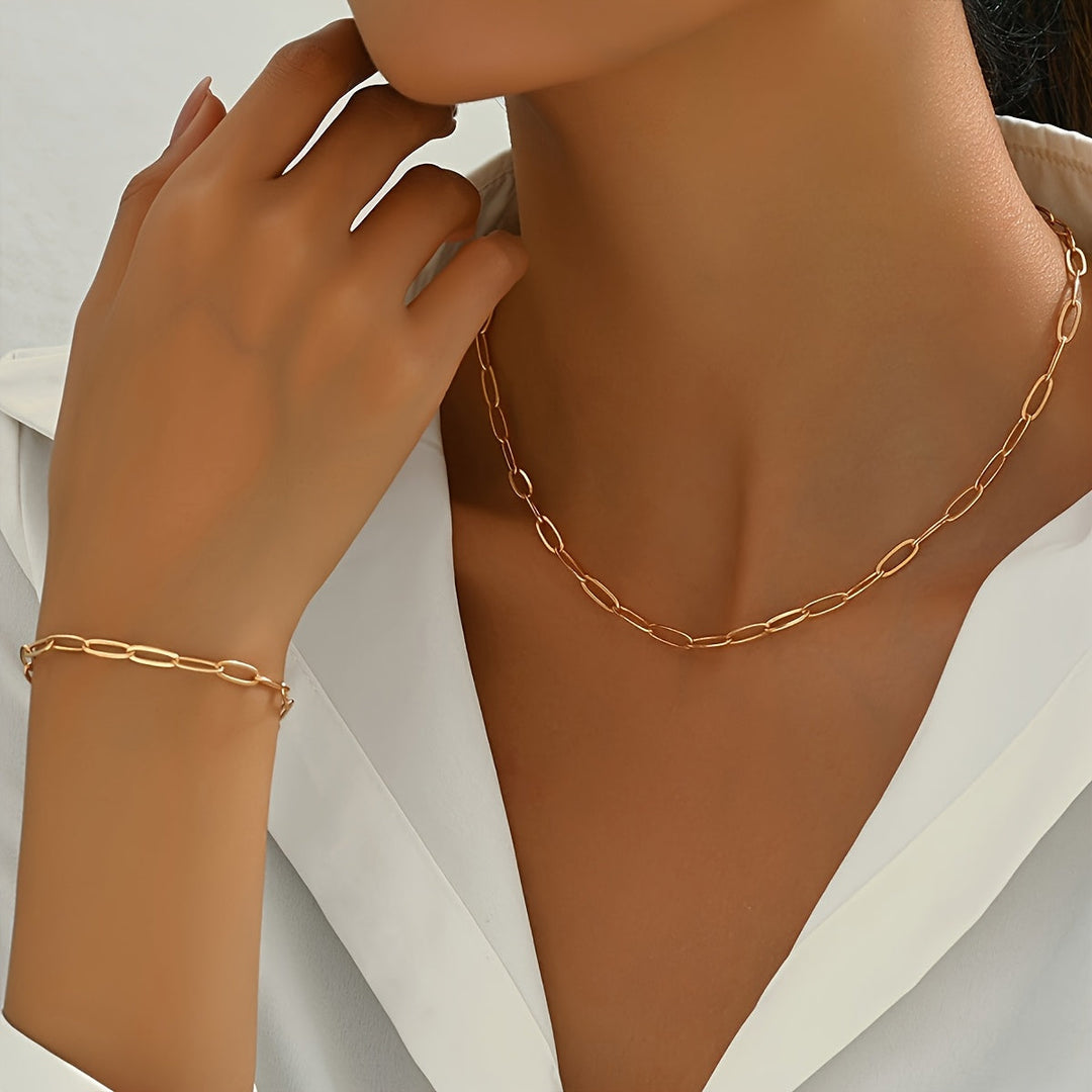 Hélène™ – Timelessly Elegant Minimalist Jewellery Collection