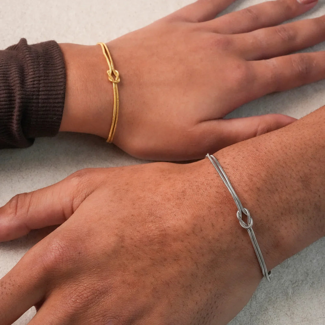 Forever Knot Bracelet (1+1 free)