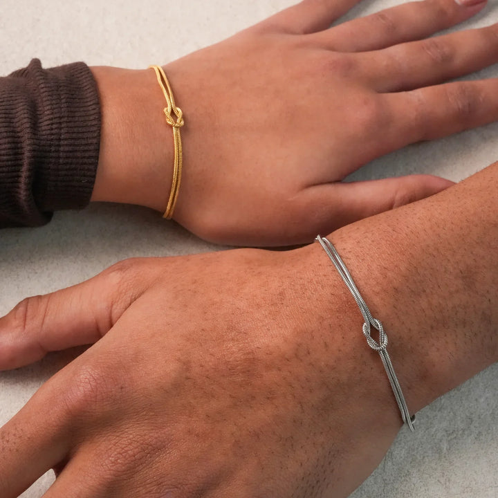 Forever Knot Bracelet (1+1 free)