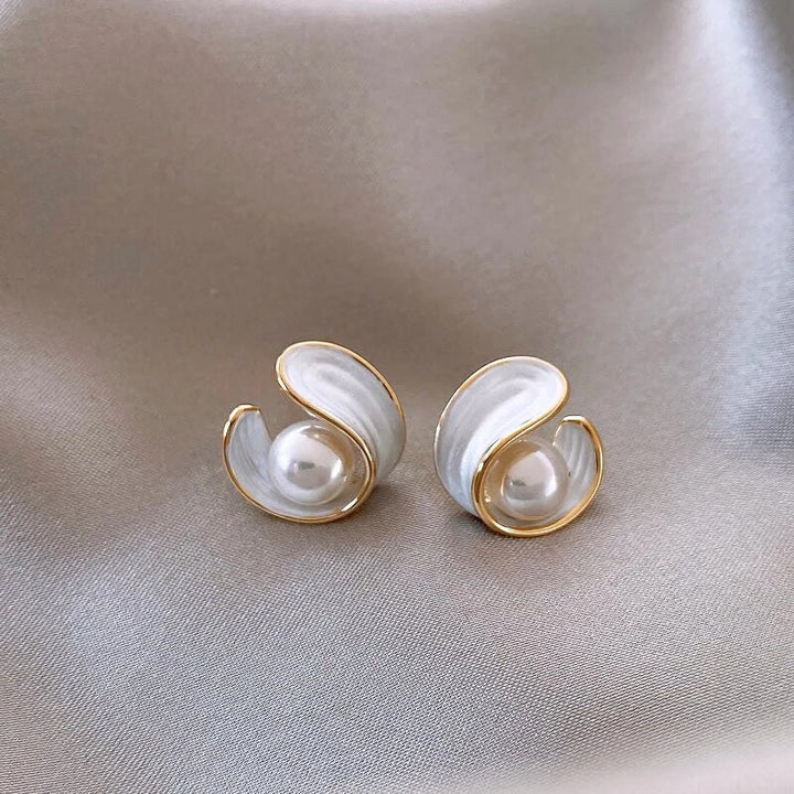 Antoinette Luxe Earrings in White Opal