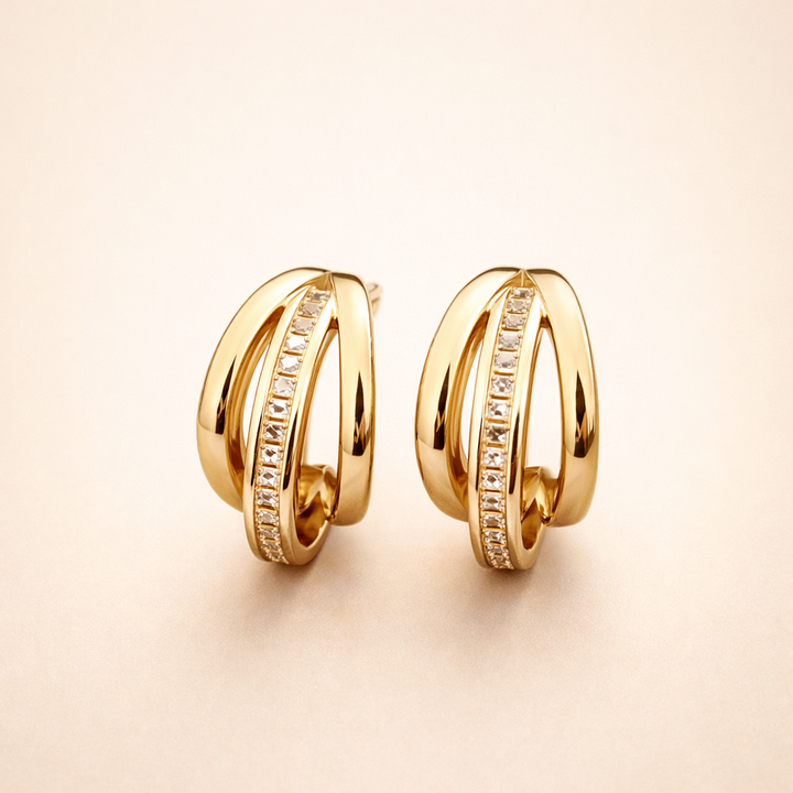 Elegant gold earrings with triple link