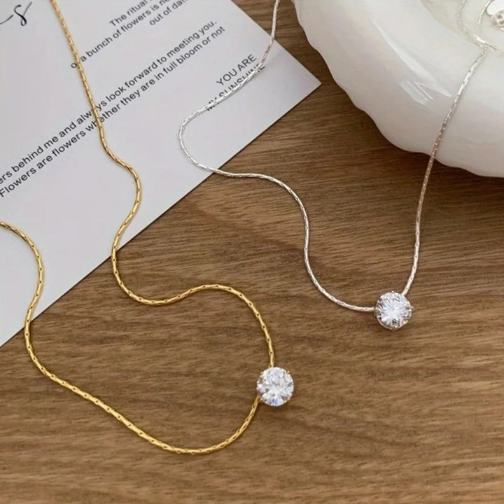 Moissanite Cléa Necklace