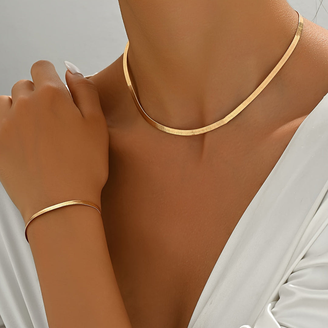 Hélène™ – Timelessly Elegant Minimalist Jewellery Collection