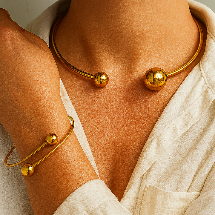 Necklace and Bracelet Set with Spheres | Gold