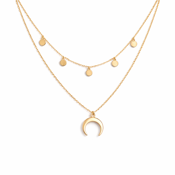 Luna | Elegant gold necklace with delicate moon motif
