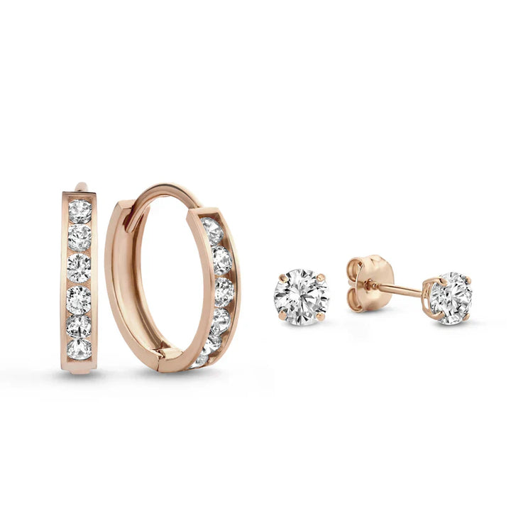 Elegant gold earrings with a refined design