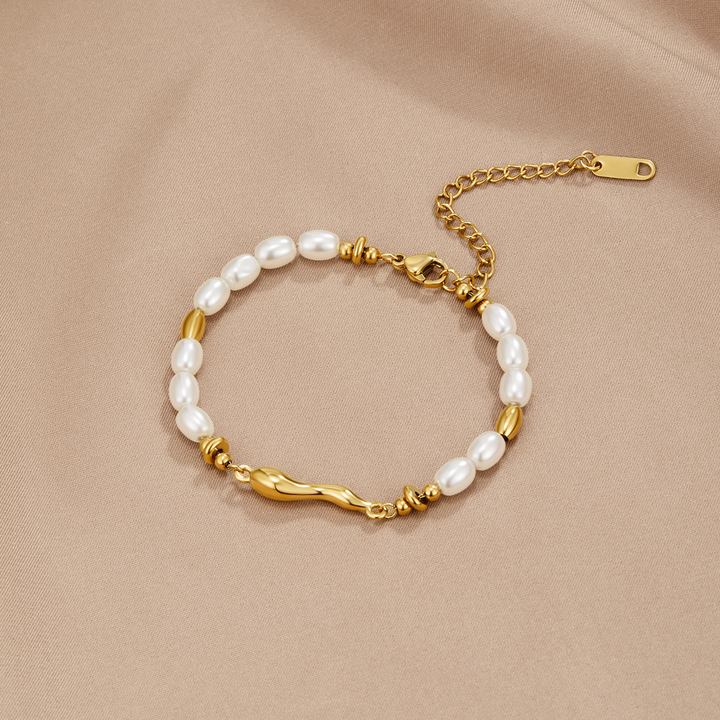 Love Pearl Bracelet
