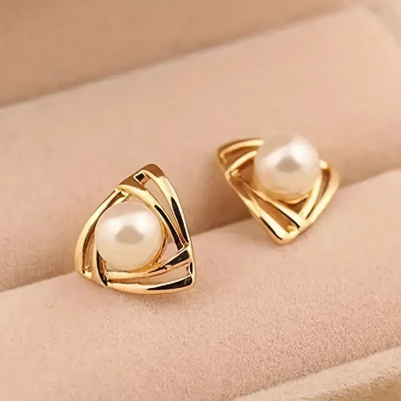 Elegant Pearl & Gold Earrings