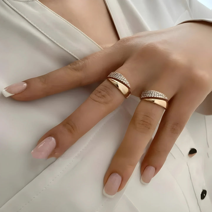 Eloïse – A ring of timeless brilliance