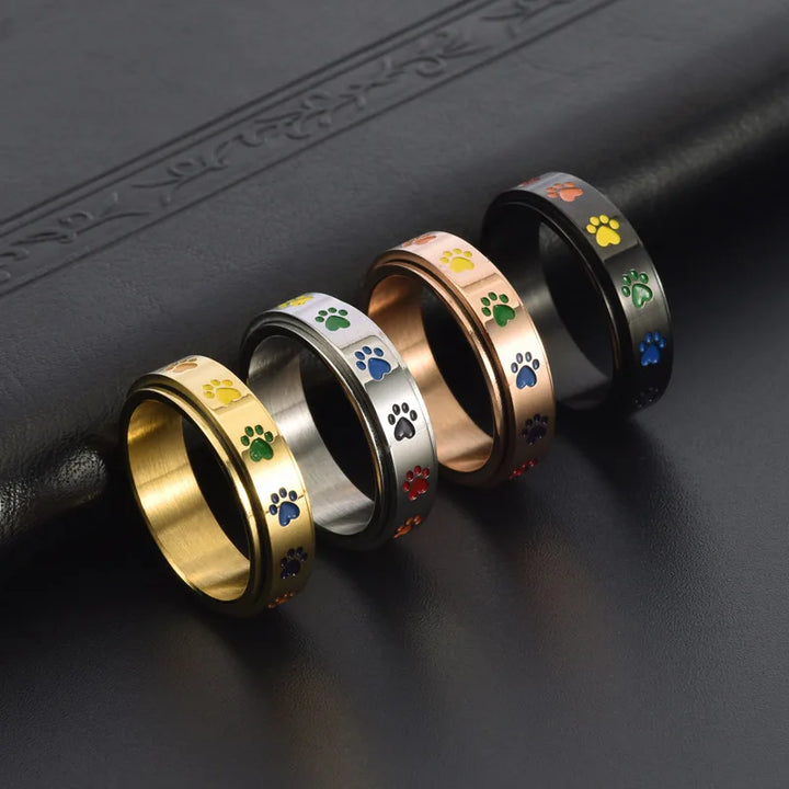 Rotating Paw-Shaped Stress Relief Ring