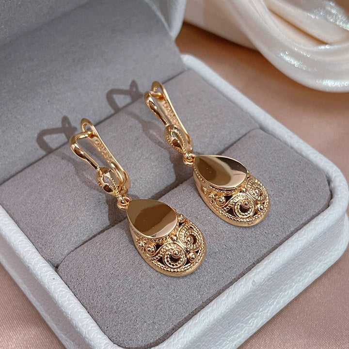 Merle Teardrop Earrings