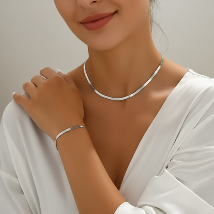 Hélène™ – Timelessly Elegant Minimalist Jewellery Collection