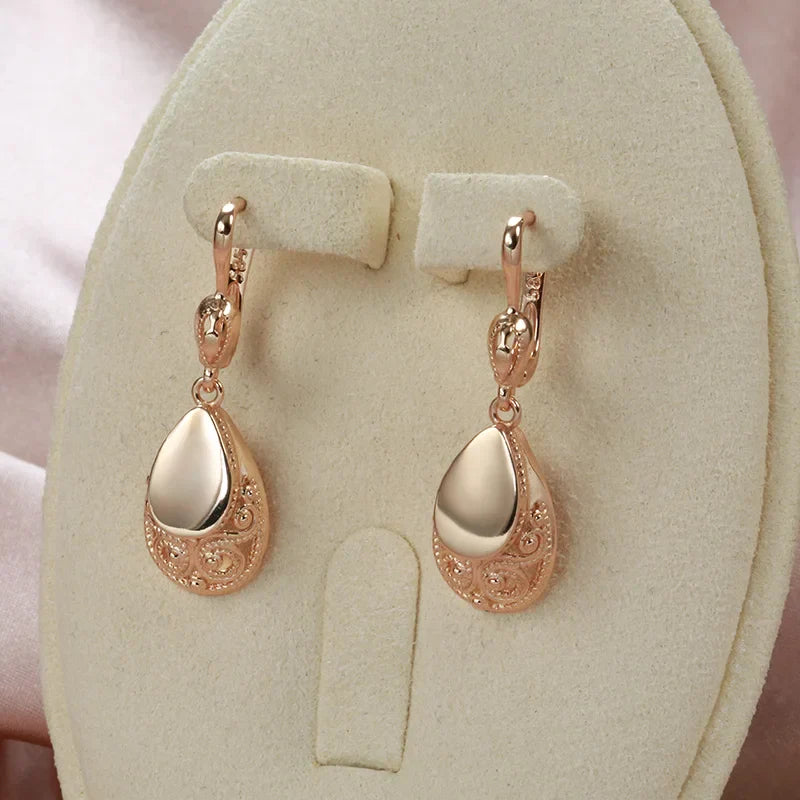 Merle Teardrop Earrings