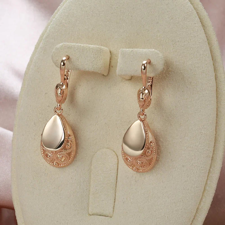 Merle Teardrop Earrings