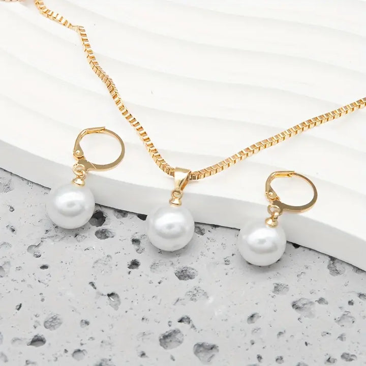 Gold Pearl Jewellery Set