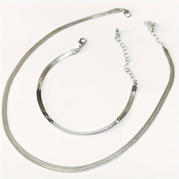 Hélène™ – Timelessly Elegant Minimalist Jewellery Collection