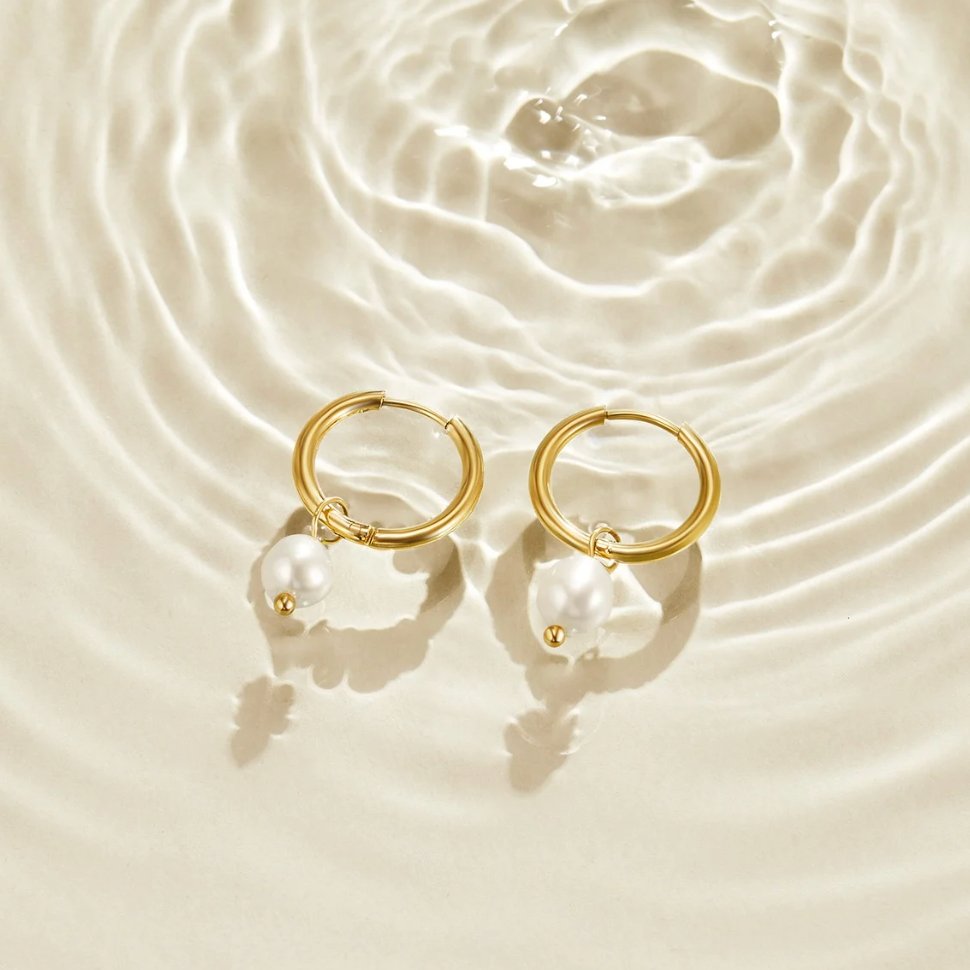 Pearl Bella Hoop Earrings