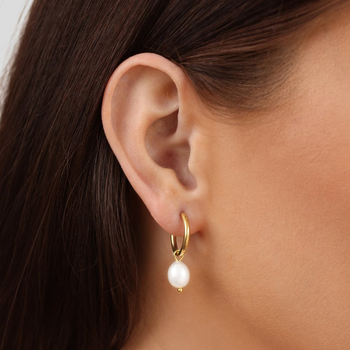 Bella Pearl Earrings