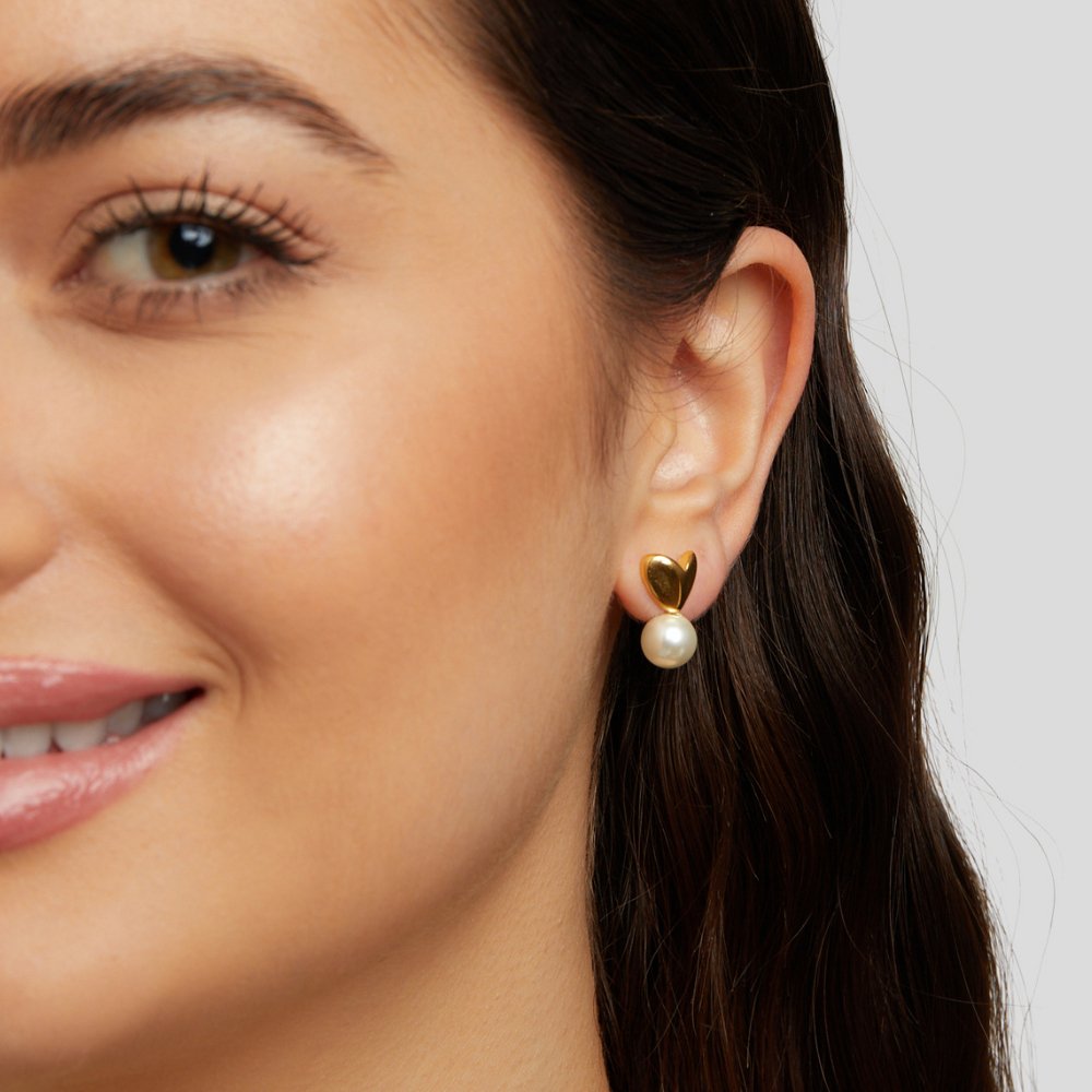 Heart earrings with pearl