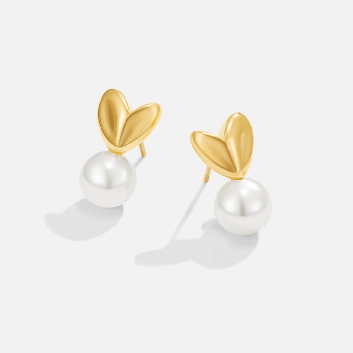 Heart earrings with pearl