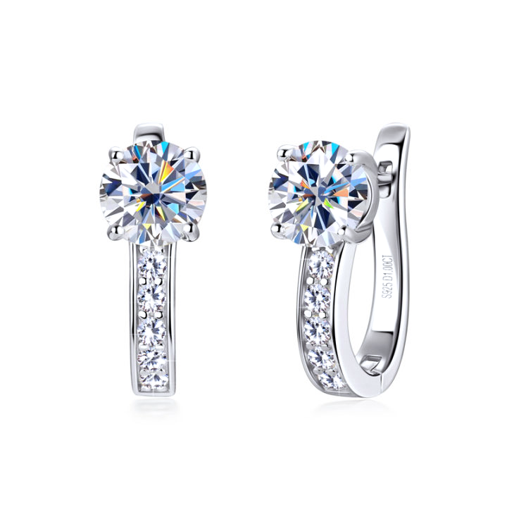 Elegant moissanite earrings in gold