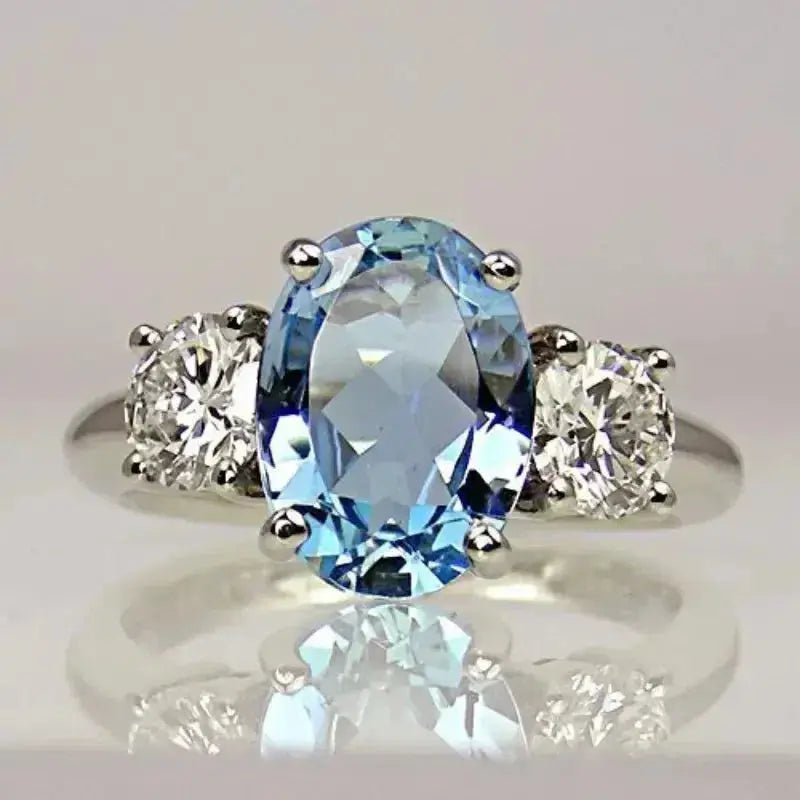 Ring with blue diamond crystal