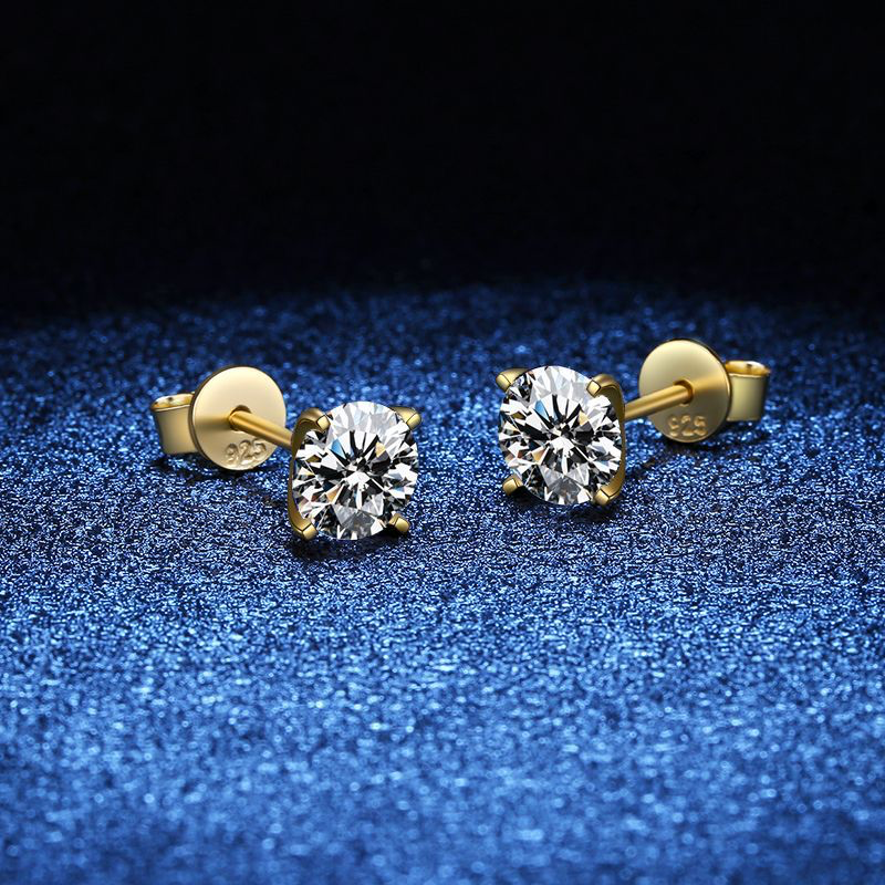 Elegant silver earrings with subtle zirconia details