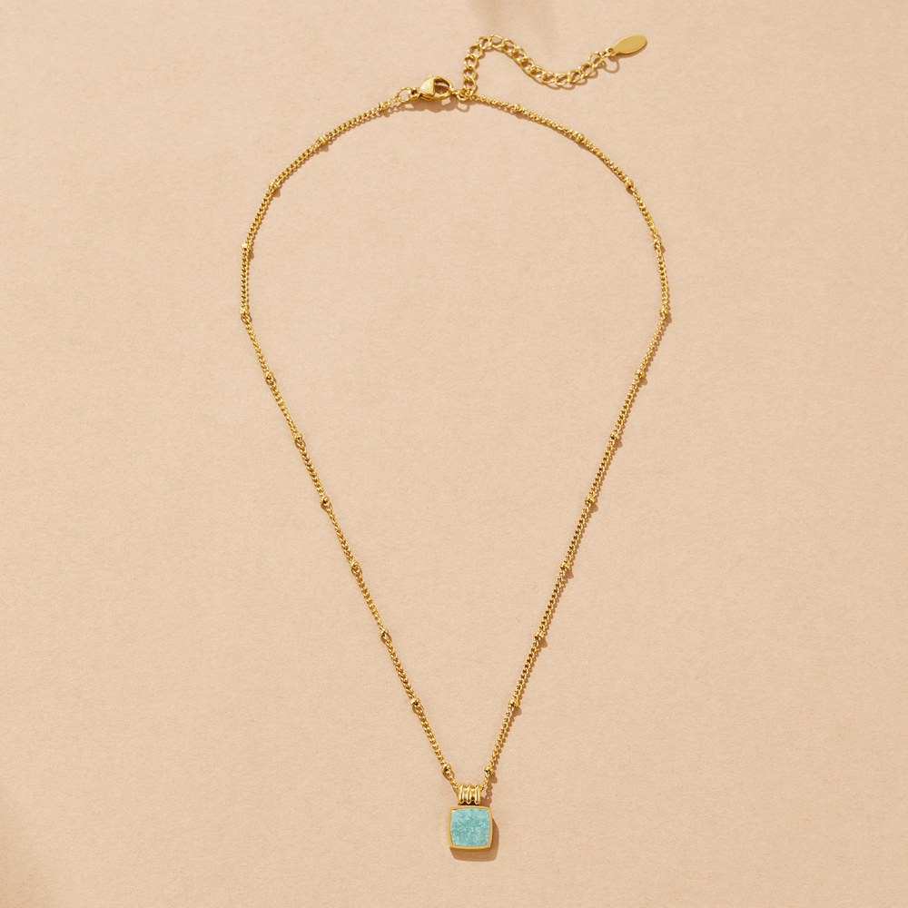 Lucia Necklace with Green Pendant