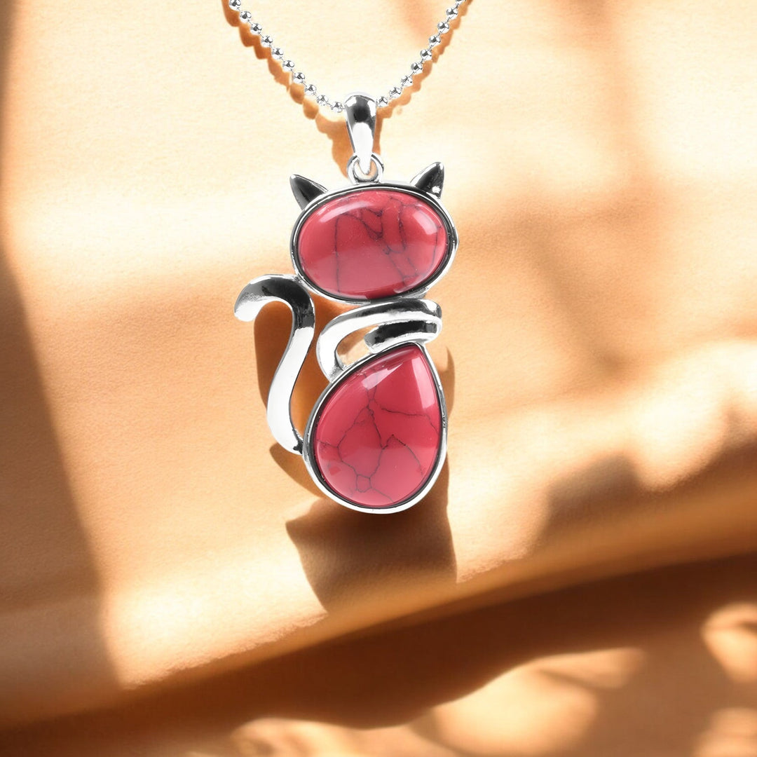 Elegant necklace made of natural stones with cat pendant