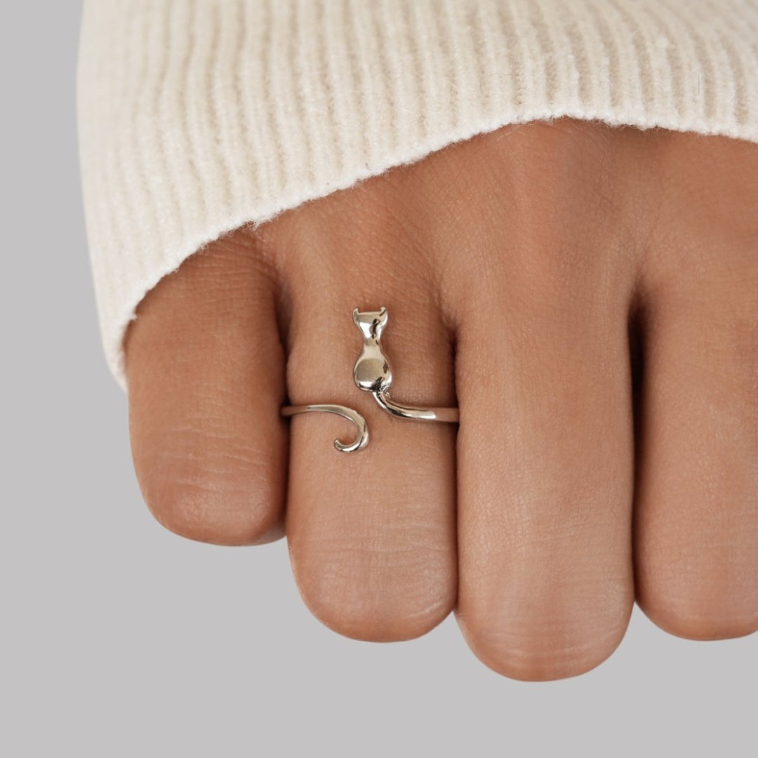 Midnight Cat Ring