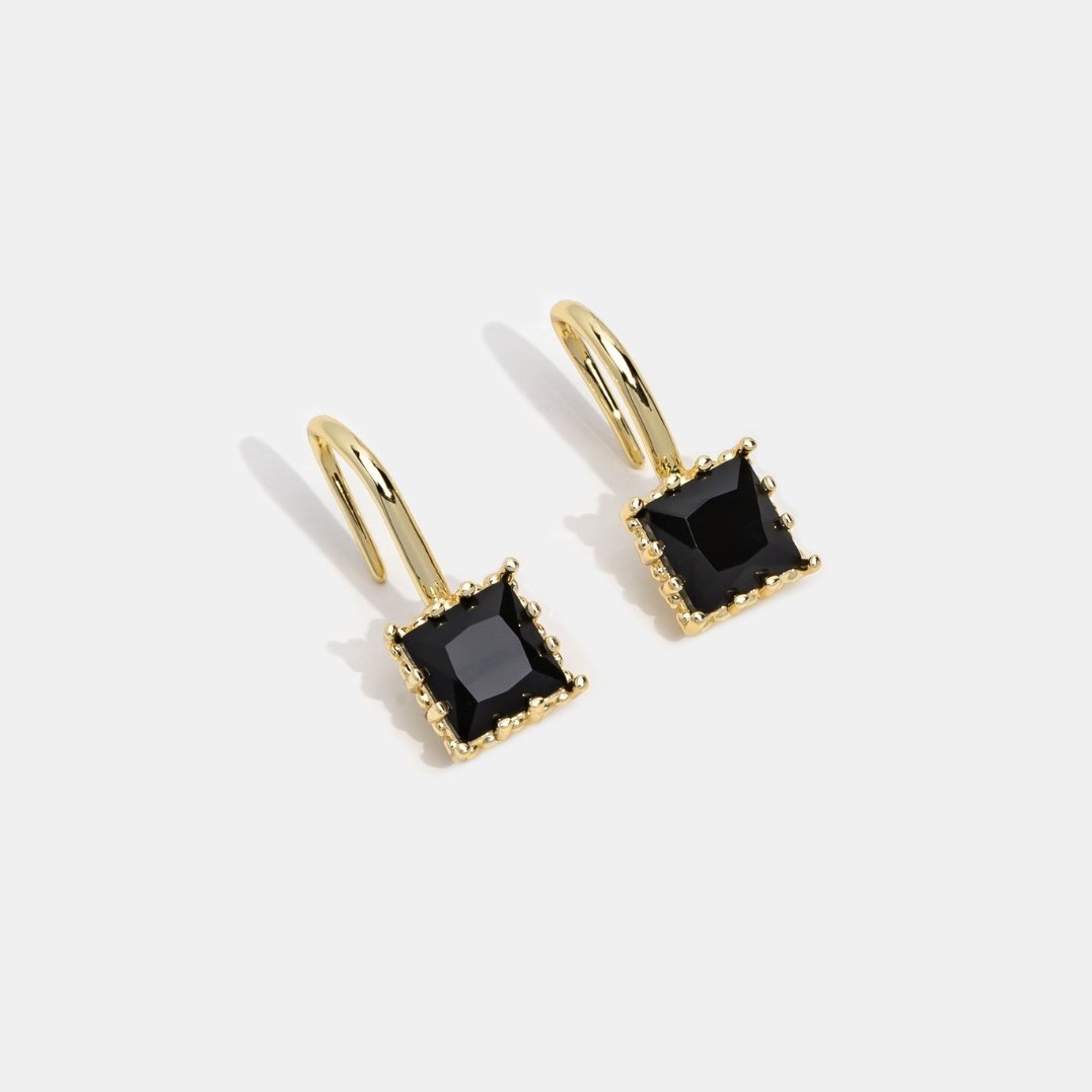 Wonder Crystal Teardrop Earrings