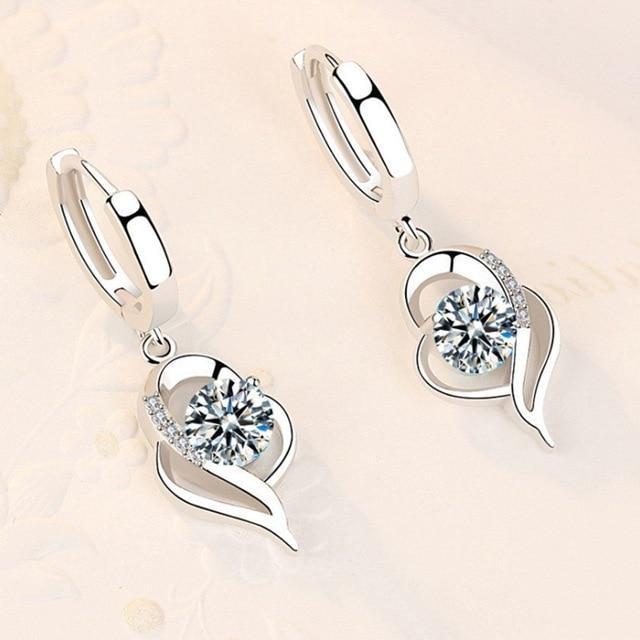 Sparkling zirconia earrings in silver
