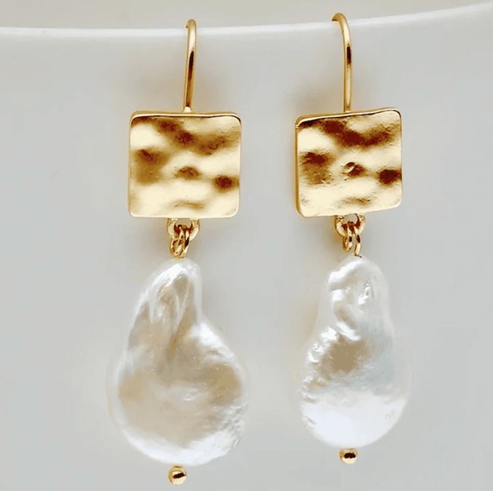 Retro Pearl Earrings