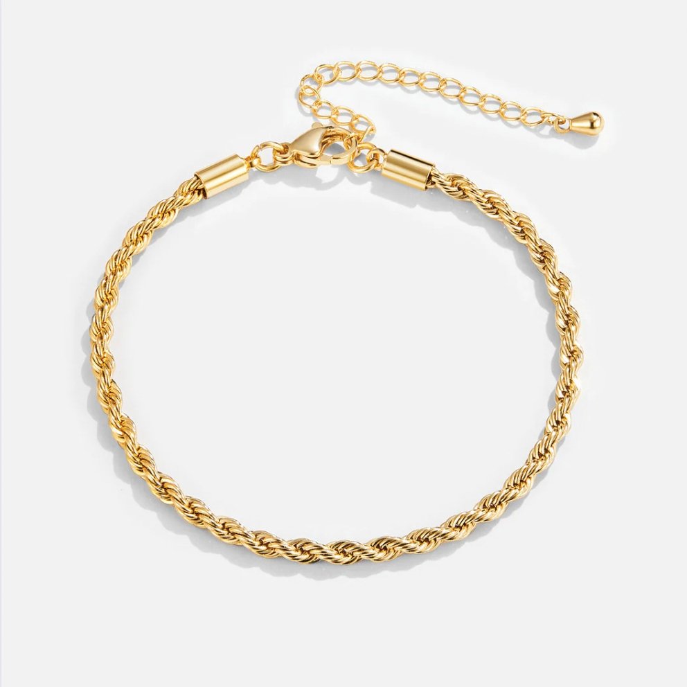 Chic Unfolded Bracelet