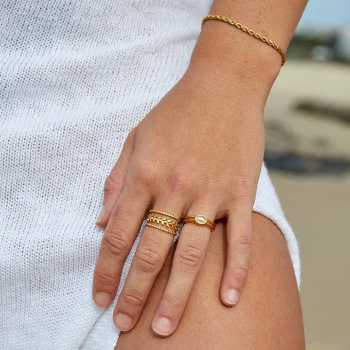 Chic Unfolded Bracelet