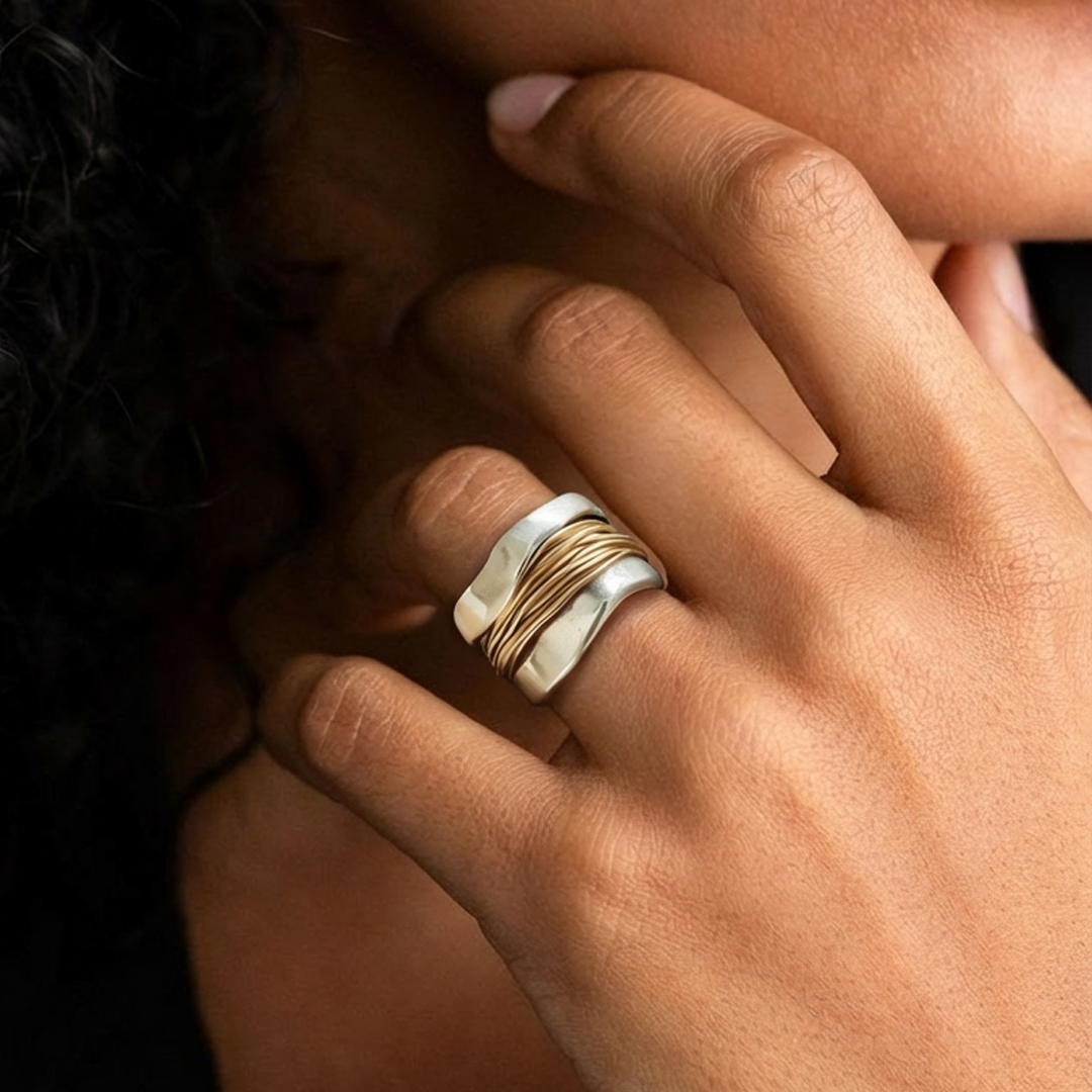 Ring with gold thread